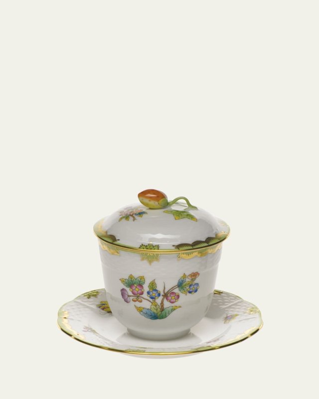 Queen Victoria Jam Jar with Berry Lid
